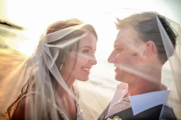 romance on the beach, wedding couple photo shooting in Koh Tao