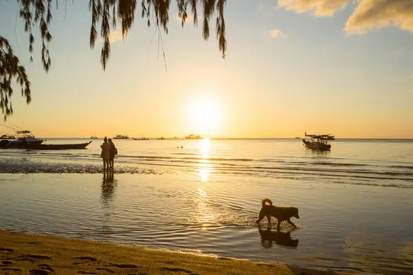 Sairee beach before the sunset in a hot summer time